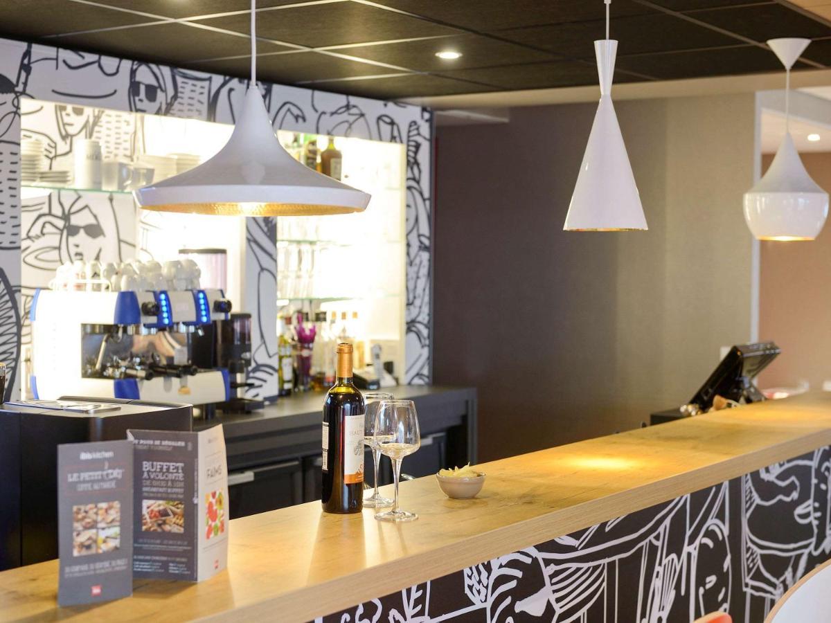 Ibis Poitiers Beaulieu Hotel Bagian luar foto